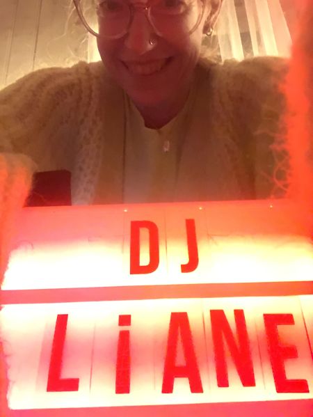 Tango DJ Liane - traditionell - zeitgenössisch - Non & Neo Tango Tango DJ Liane - traditionell - zeitgenössisch - Non & Neo Tango